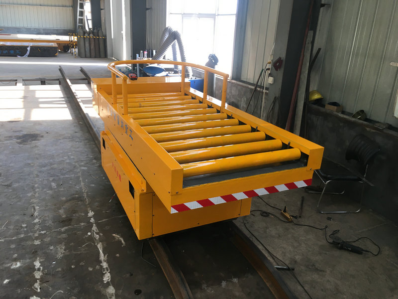 3T železnice otáčí elektrický plochý kočárek s výtahem