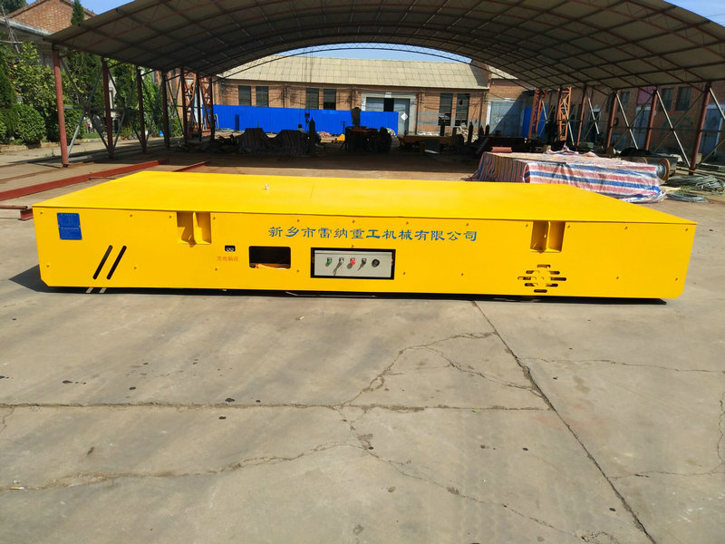 Baterie s pohonem Flat Transfer Trolley